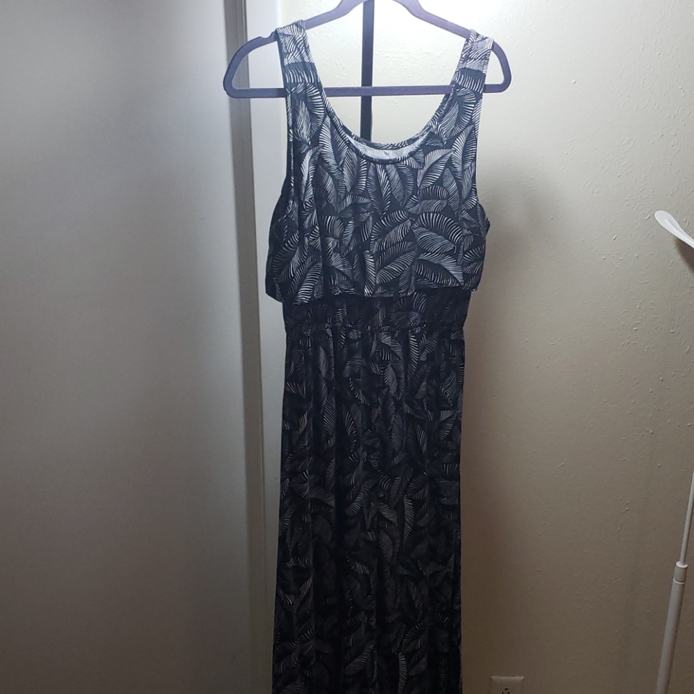 Sleeveless Maxi Dress